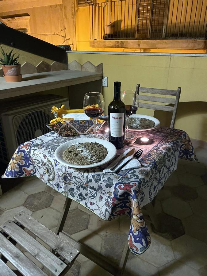 Ragusa Exclusive Flat With Terrace & Bbq エクステリア 写真